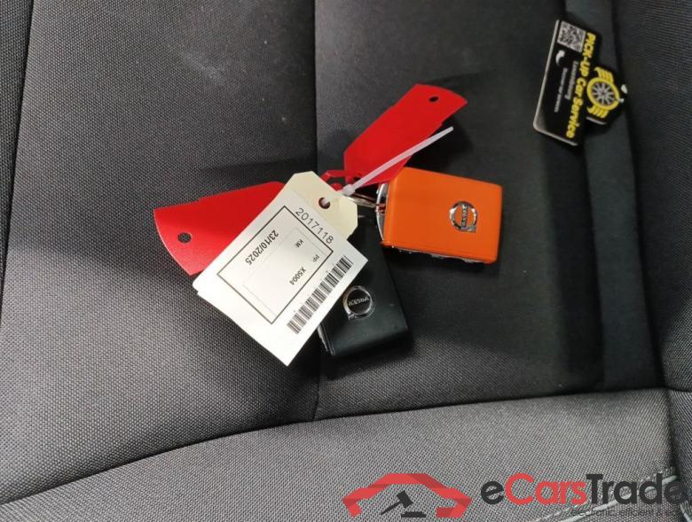 VOLVO XC40 1.5 T4 PHEV 129hp Inscription Expression 5d #4