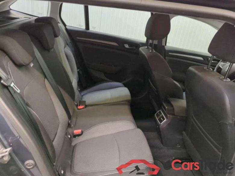 RENAULT Mégane Estate 1.3 TCe140 Equilibre #4