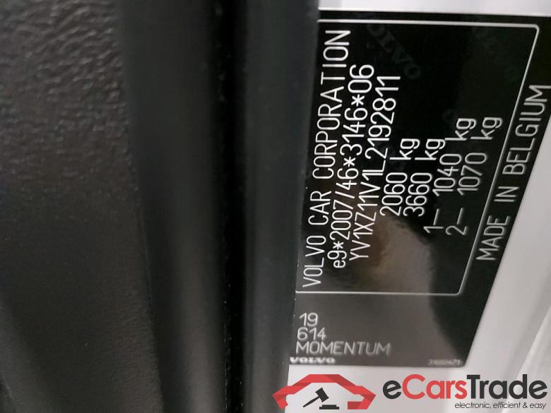 VOLVO - VOL XC40 T3 163PK Momentum Pro Pack Winter & Pano Roof & Park Assist Front & Rear  * PETROL * #6