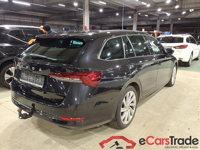 Skoda Octavia Combi 2.0 CRTDI 150Hp Clever+ Aut. Pano LED-Xenon Navi Virtual Ambient ACC Sport-Seats KeylessGo Klima PDC ... #3