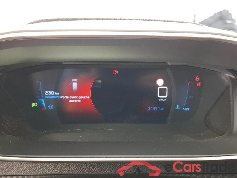 PEUGEOT 208 / 2019 / 5P / Berline PureTech 100 S&S Allure Pack #6