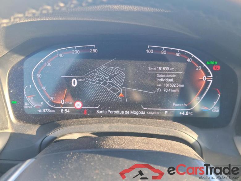 BMW Serie 3 / 2018 / 4P / sedán 318d Auto. #4