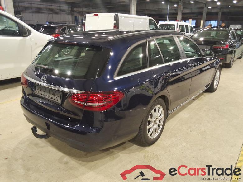 Mercedes C 200d LED-Xenon Navi-Pro Sport-Seats KeylessGo Camera Klima PDC ... #3