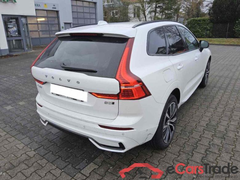 Volvo XC60 (03.2017->) DE - SUV5 B5 (Benzin) AWD EU6d, Plus Dark Mild-Hybrid (EURO 6d), (Facelift) 2022 #3
