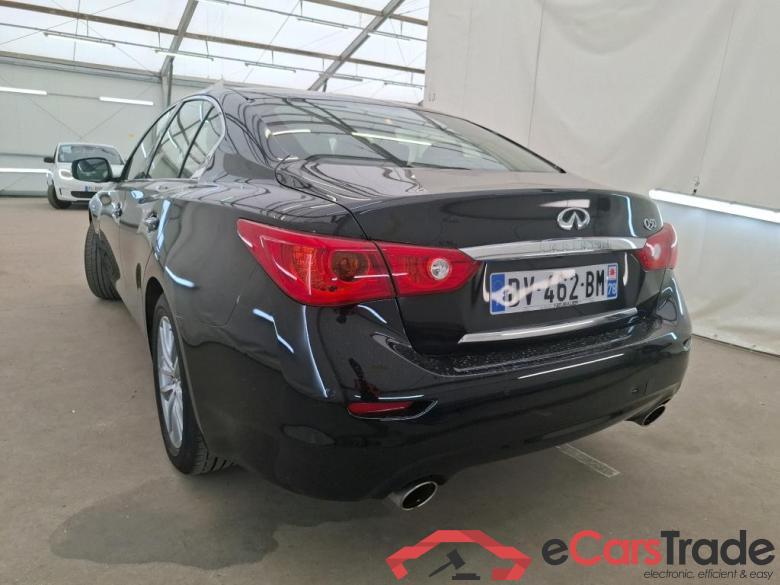 INFINITI Q50 4p Berline 2.2d Premium Executive 6MT #2
