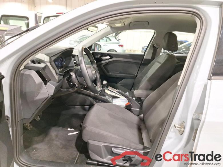 AUDI A1 1.0 25 TFSI ATTRACTION #5
