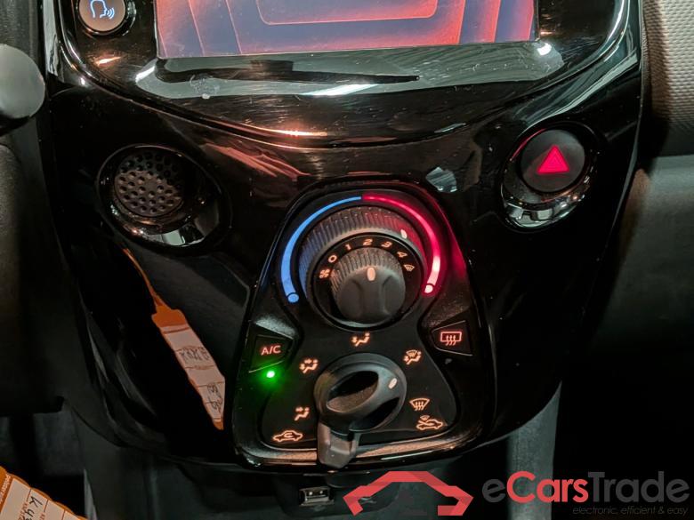 PEUGEOT 108 1.0 e-VTi Allure #5