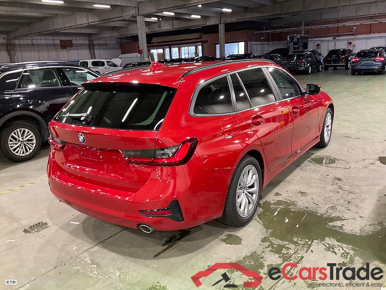 BMW 3 SERIES TOURING 2.0 318DA (100KW) TOURING #4