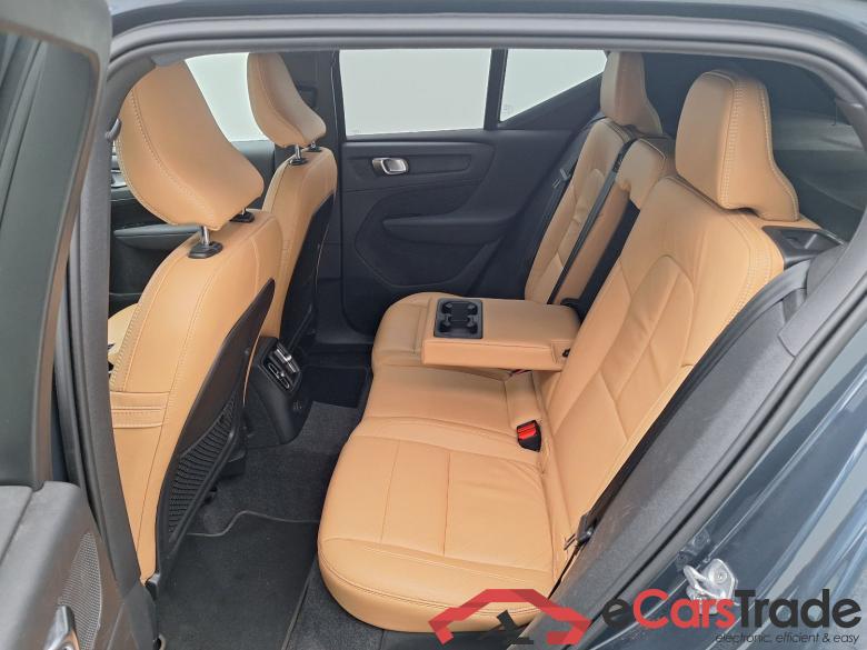 Volvo, XC40 '17 PHEV, Volvo XC40 T4 Recharge Geartronic Inscription 5d #4