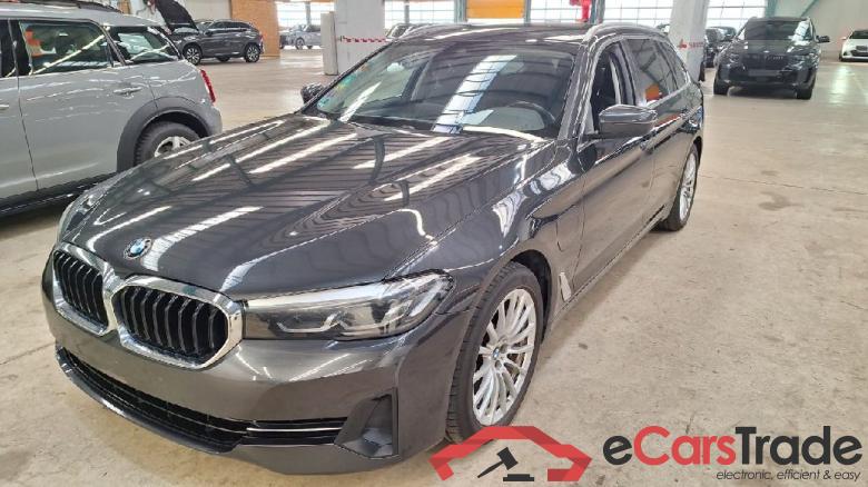 Baureihe 5 Touring 530 e 2.0 215KW AT8 E6d #1