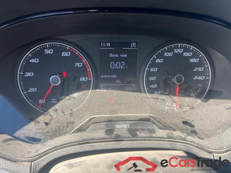 SEAT Arona / 2017 / 5P / todoterreno 1.0 TSI 85kW (115Cv) Style Edition Eco (CX) #4