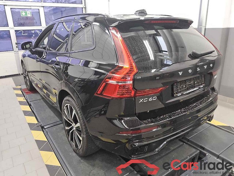 Volvo XC60 (03.2017->) DE - SUV5 B5 (Benzin) AWD EU6d, Ultimate Dark Mild-Hybrid (EURO 6d), (Facelift) #4