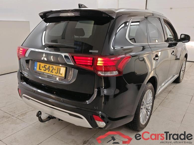 Mitsubishi Outlander PHEV Pure 5d #2