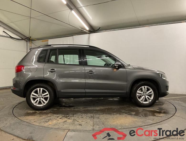 VOLKSWAGEN Tiguan Tiguan Trend & Fun 1.4 TSI BlueMotion Technology 92 kW (125 ch) 6 vitesses manuel #4