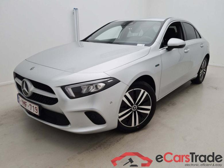 MERCEDES-BENZ A-KLASSE SEDAN 250E BUSINESS SOLUTION DCT #1