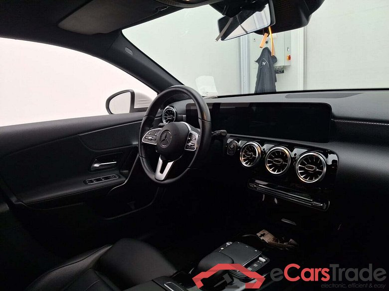 Mercedes A 250e Plug-In Hybrid Aut. LED-Xenon Widescreen Ambient Navi Sport-Leather KeylessGo Camera Klima PDC ... #6