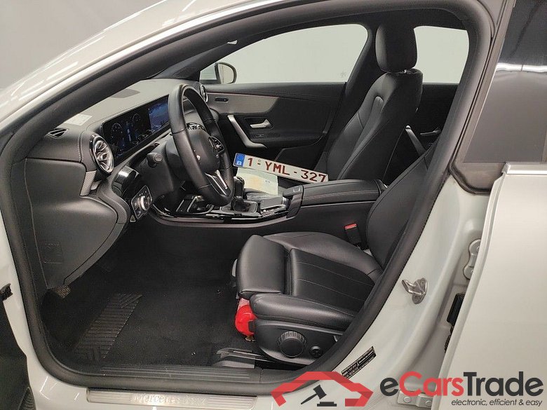 Mercedes-Benz CLA Shooting Brake CLA 180 d Business Solution 5d #3