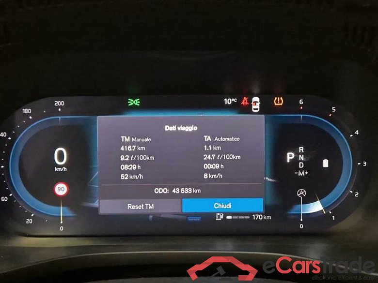 VOLVO XC60 / 2021 / 5P / SUV B4 D AWD AUTOMATICO MOMENTUM PRO MY22 #4