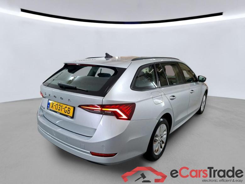 SKODA Octavia Combi 81 kW #6