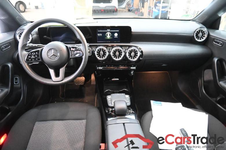 CLA -Klasse Shooting Brake CLA 200 d (118.612) 110KW AT8 E6d #3