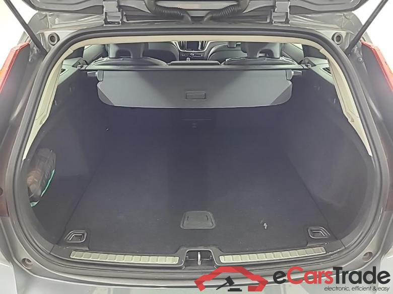 VOLVO V60 B3 Automaat Momentum Advantage 5D 120kW #5