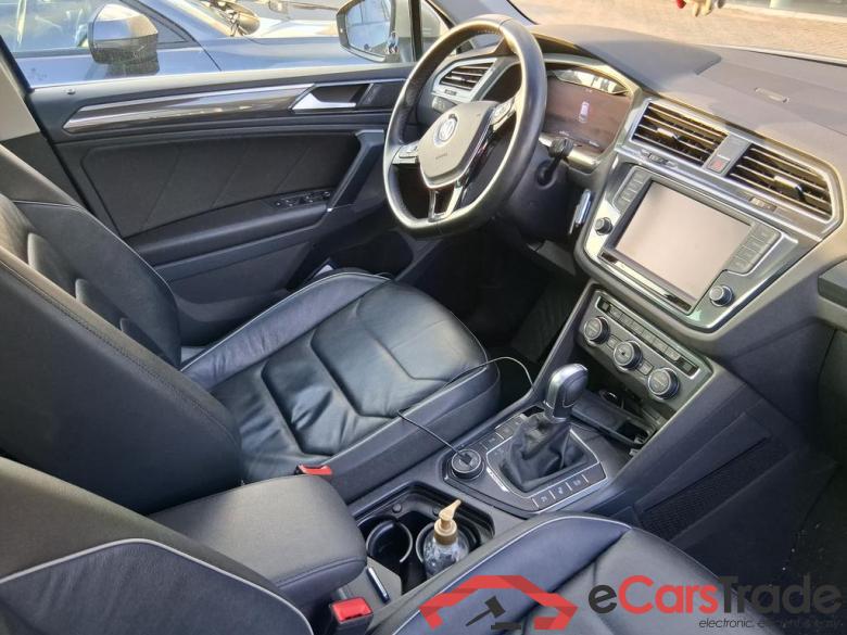 VOLKSWAGEN Tiguan Tiguan Highline 2.0 TDI SCR 4MOTION BMT 110 kW (150 pk) 7 versnellingen DSG #4