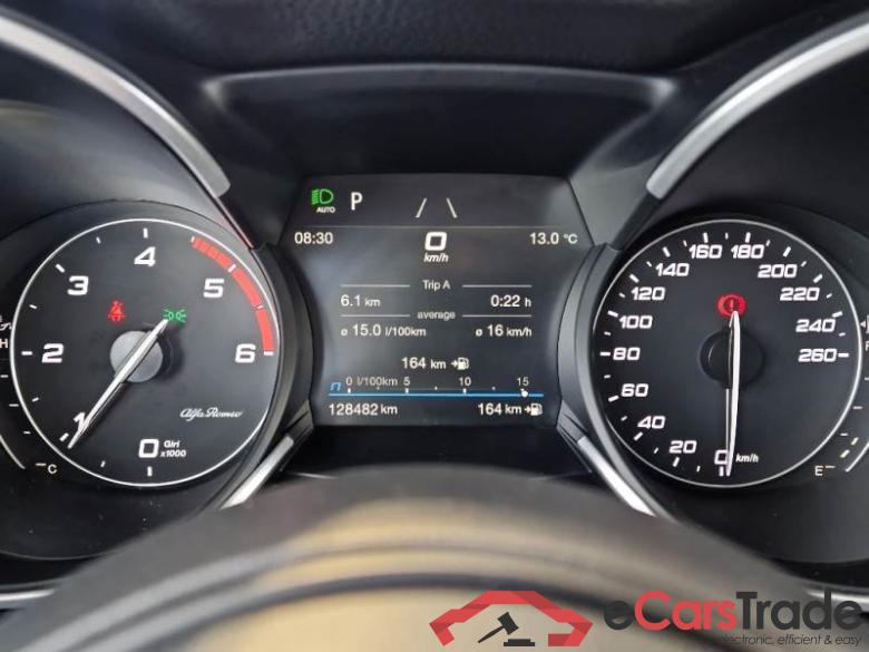 ALFA ROMEO STELVIO / 2017 / 5P / SUV 2.2 TURBO DIESEL 190CV SPRINT AT8 Q4 #4