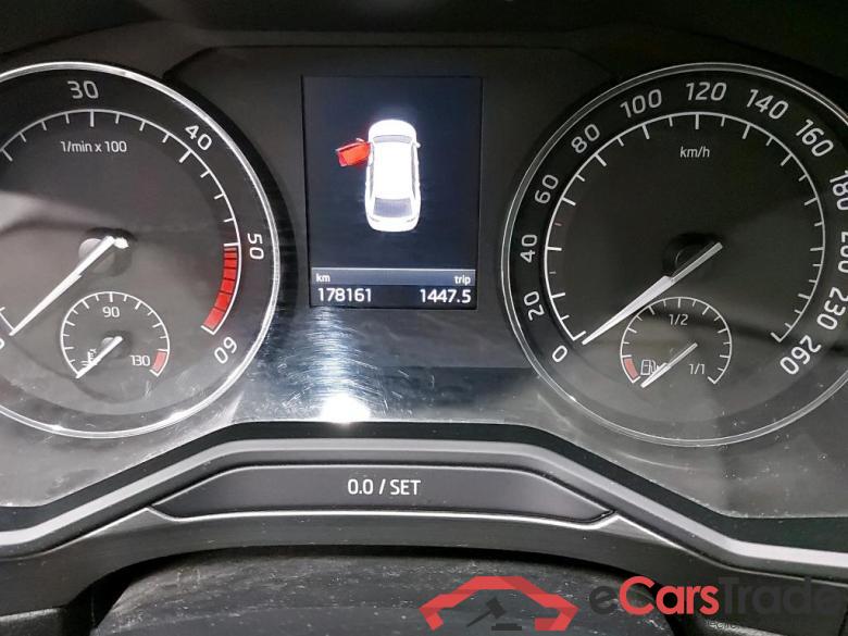 SKODA - SKO SUPERB COMBI CRTDI 120PK Style Pack Premium II & Corporate Plus Pack & Kessy & Electric Heated Leather  Mem Seats #5