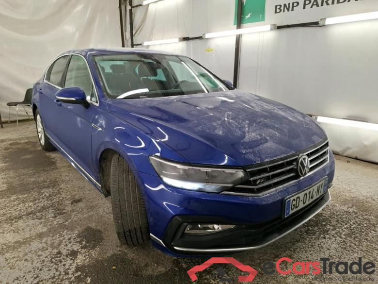 VOLKSWAGEN Passat / 2019 / 4P / Berline 2.0 TDI 150 SCR DSG7 LOUNGE #4