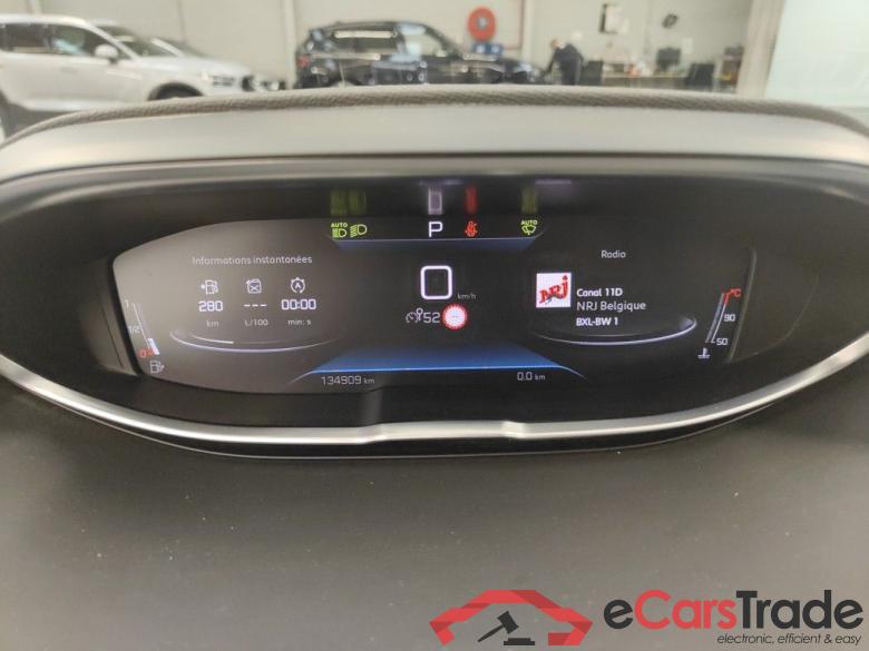 PEUGEOT 5008 DIESEL - 2021 1.5 BlueHDi 130 Allure AT 5d #6