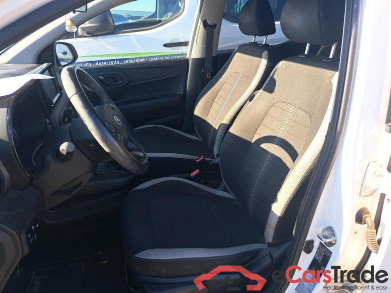 HYUNDAI i10 / 2020 / 5P / berlina con portón 1.0 Tecno #6