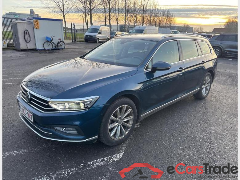 VOLKSWAGEN Passat Variant Passat Variant Elegance 'Business' 2.0 TDI SCR 110 kW (150 ch) 6 vitesses manuel