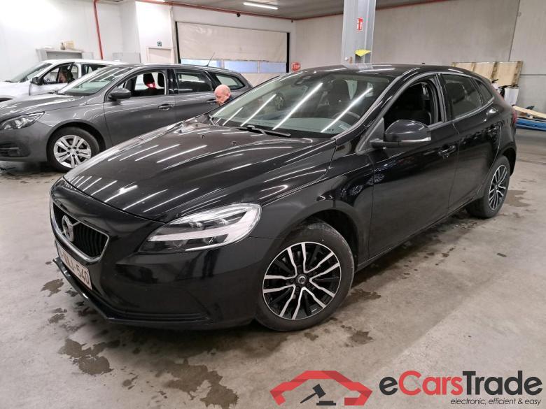VOLVO - VOL V40 D2 120PK Black Edition #1