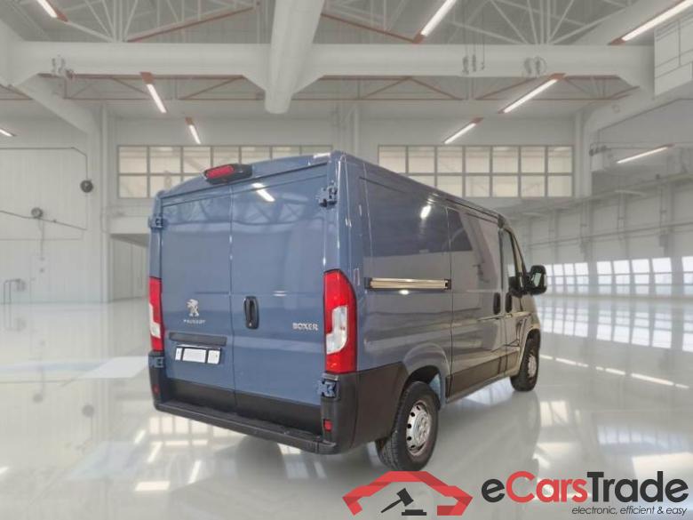 PEUGEOT BOXER / 2014 / 4P / FURGONE 330 L1H1 2.2 BLUEHDI 120CV SeS #2
