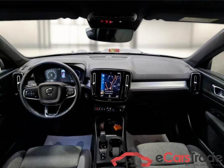 VOLVO XC40 / 2021 / 5P / SUV T5 RECHARGE PLUG-IN AUTO CORE #3