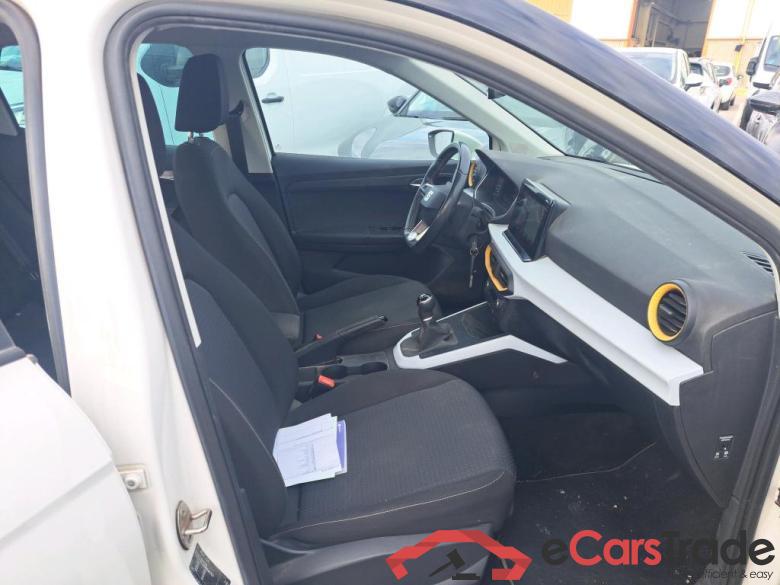 SEAT Arona / 2017 / 5P / todoterreno 1.0 TSI 81kW (110CV) Style Plus (AC) #6