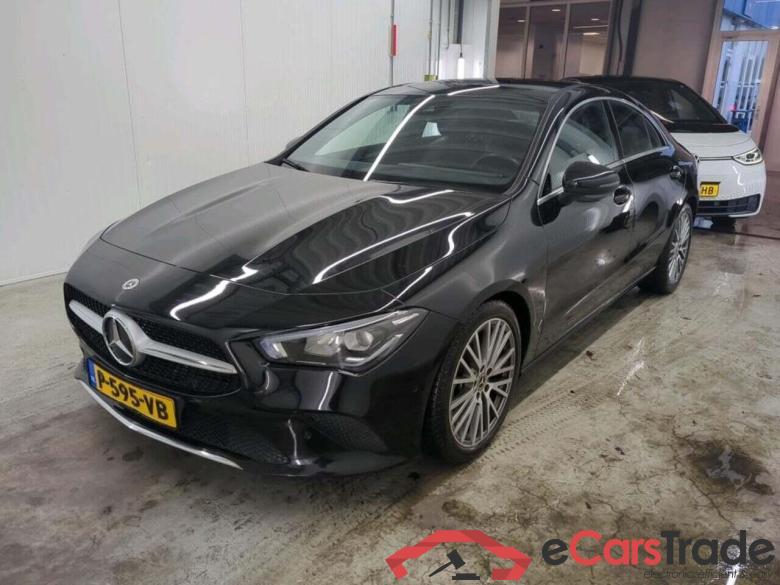 MERCEDES-BENZ CLA-klasse 200 Luxury Line #1