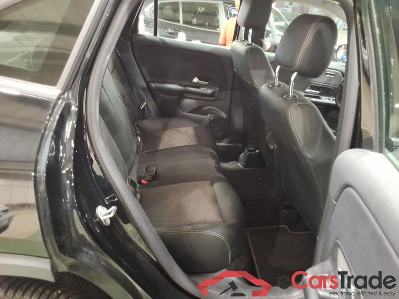 MERCEDES-BENZ GLA 2.0 GLA 180 D DCT BUSINESS SOLUTION ESS #5