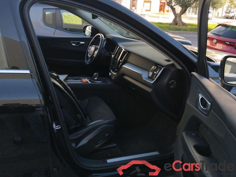 VOLVO XC60 / 2017 / 5P / todoterreno 2.0 T6 AWD Recharge Inscription Exp Auto #6