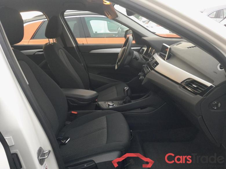 BMW X1 / 2019 / 5P / todoterreno sDrive18d #6