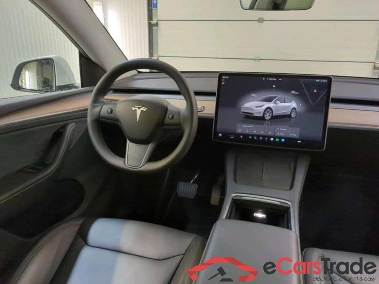 Tesla Model Y Long Range AWD 75kWh #3