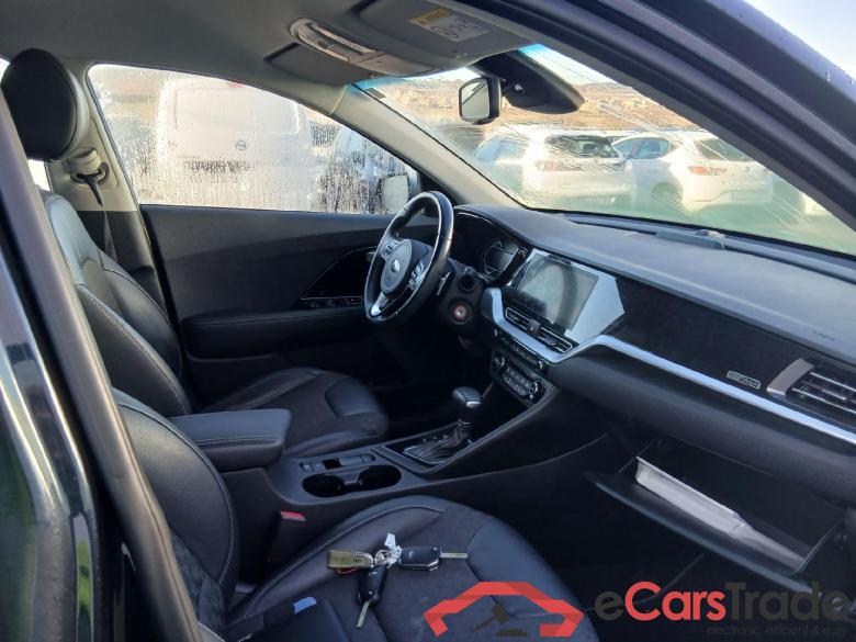 KIA Niro / 2019 / 5P / crossover 1.6 GDi PHEV 104kW (141CV) Drive #6