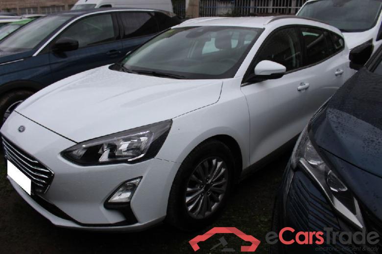 Focus Turnier Titanium 1.0 EcoBoost 92KW MT6 E6d #1