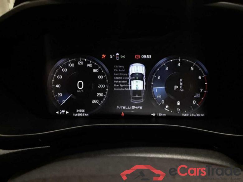 Volvo XC40 (2017->) DE - SUV5 B4 2WD EU6d, R-Design (EURO 6d), 2020 - 2022 #3