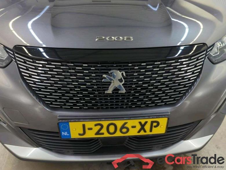 PEUGEOT 2008 1.2 PureTech Allure #4