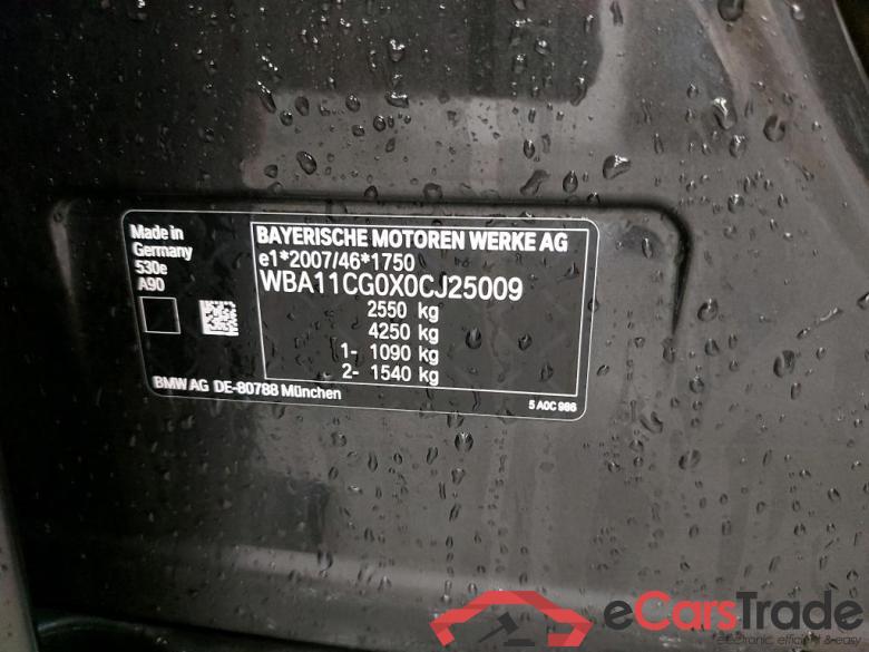 BMW - BMW 5 TOURING 530e 292PK First Class & Luxury Line With Power Heated Mem Comfort Seats & Head Up & Driving Assistant & Parking Assistant Plus   * HYBRID * #6