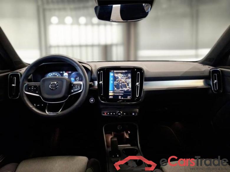 VOLVO XC40 / 2021 / 5P / SUV T4 RECHARGE PLUG-IN AUTO CORE #3