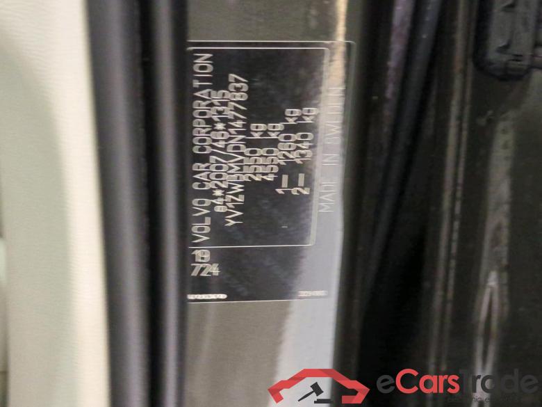 Volvo V60 Recharge T8 AWD Automaat Inscription 5d #6