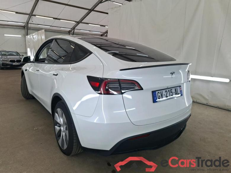 TESLA Model Y / 2021 / 5P / SUV RWD #2