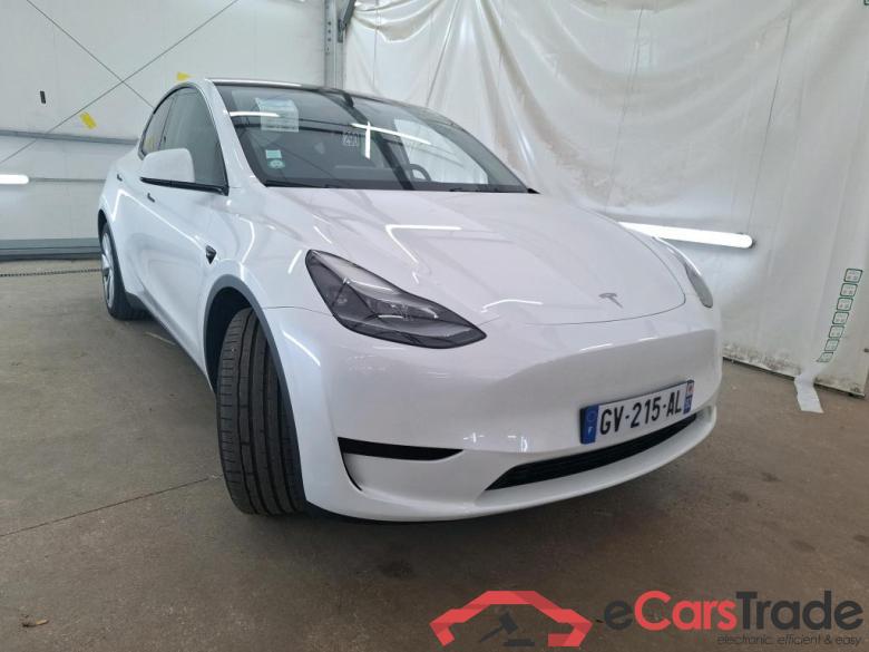 TESLA Model Y / 2021 / 5P / SUV RWD #4